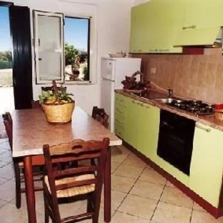 Ferienhaus Fuer 5 Personen Ca 55 Qm In Di Ricadi, Kalabrien Provinz Vibo Valentia - B57320 Ferienhaus